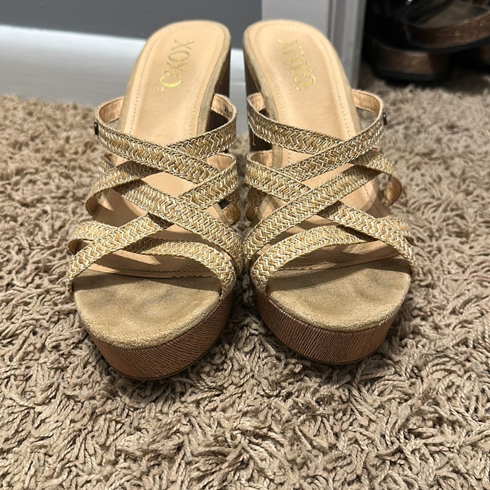 XOXO Wedges
